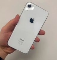 iPhone XR (256GB) Akku 100%