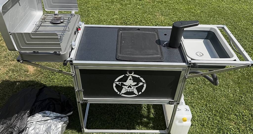 Cuisines complètes: Campingküche Go-Outside klappbar – D'occasion à Turtmann par SASGRU 2