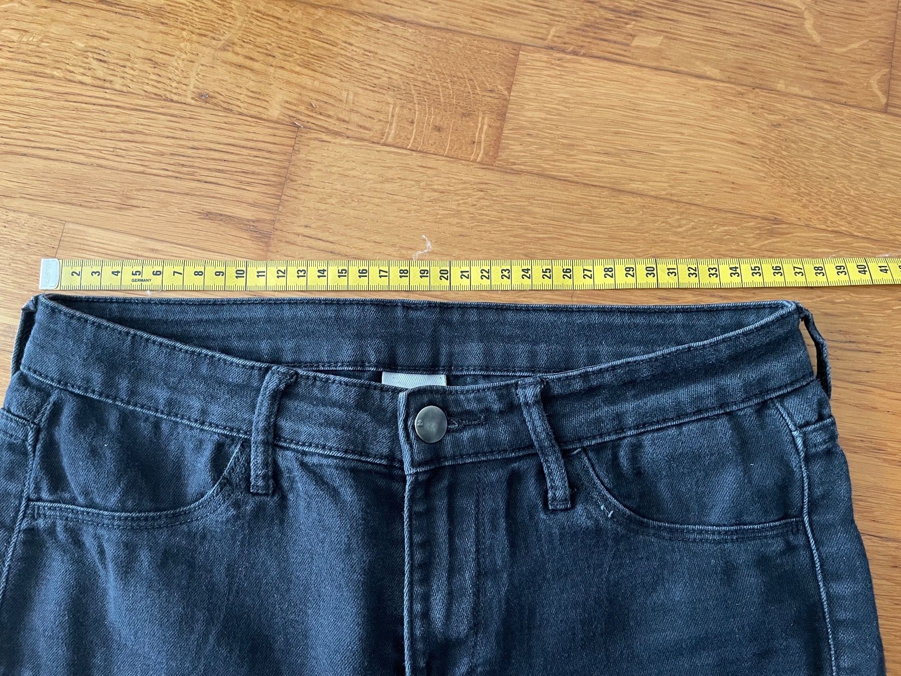 Pantaloni: Hose schwarz – Usato da Zürich venduto da silab69 2