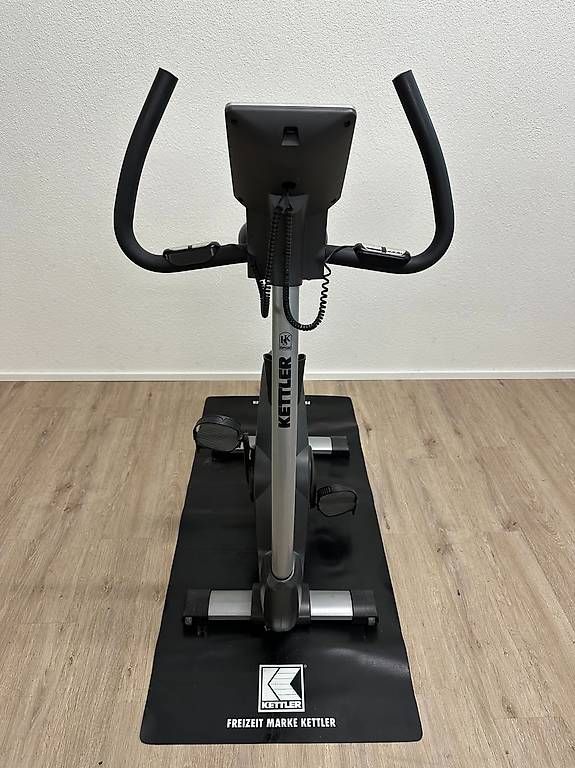 Kettler Hometrainer: Kettler Golf Pro Heimtrainer Ergometer mit Matte – Usato da Obernau venduto da Arche_Noah_Brocki 7