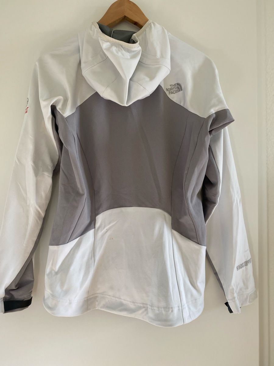 North Face Jacken: The North Face Windjacke Grösse M – Gebraucht aus Blauen von Baggi 1