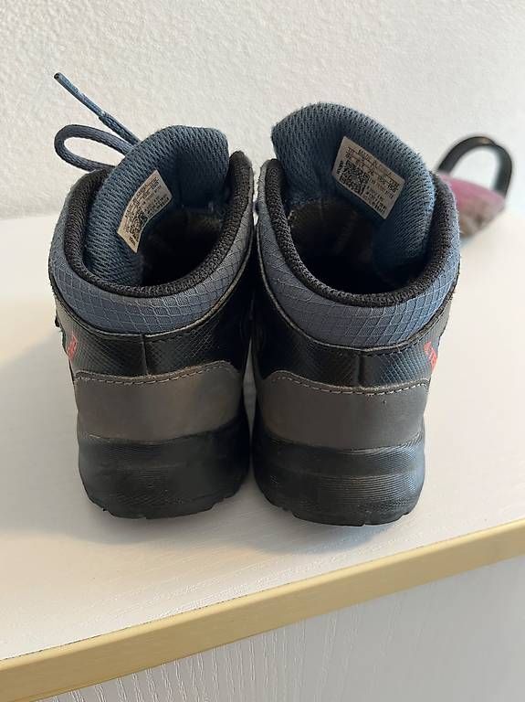 Adidas Scarpe per ragazzi: Adidas Terrex Gr. 26 – Usato da Untervaz venduto da Aina21 2