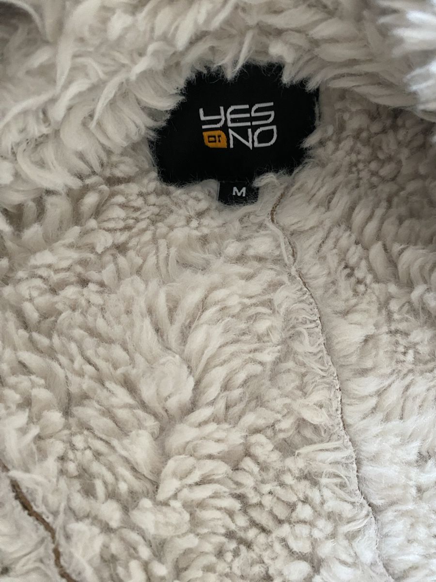 Yes Or No Vestes: Kunsfelljacke Gr M – D'occasion à Zürich par Herbion1 3