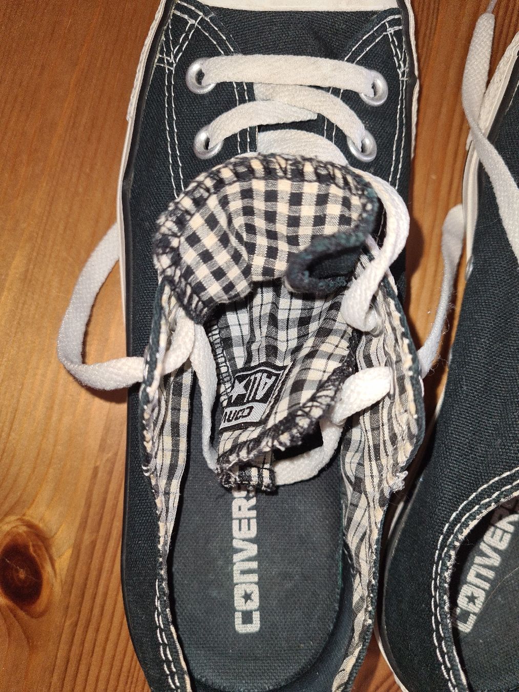 Converse Chaussures hommes: Converse Gr 40 – D'occasion à Horw par Mirii91 4