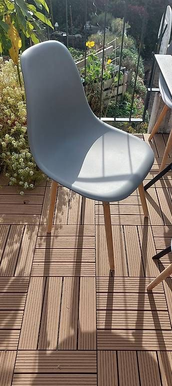 Livique Chaises: 4 Stühle – D'occasion à Geuensee par Itingen1 1