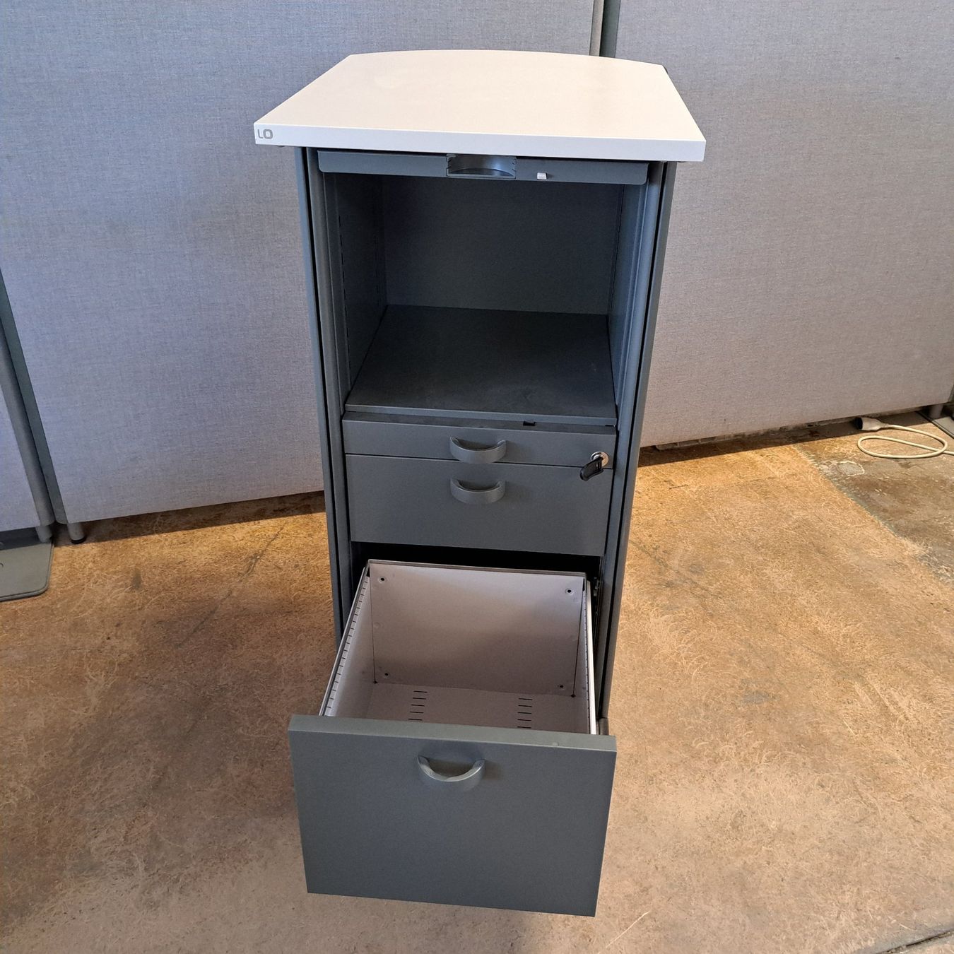 Banconi: Lista Caddy Büro Rollcontainer abschliessbar – Usato da Belp venduto da deal-now 2