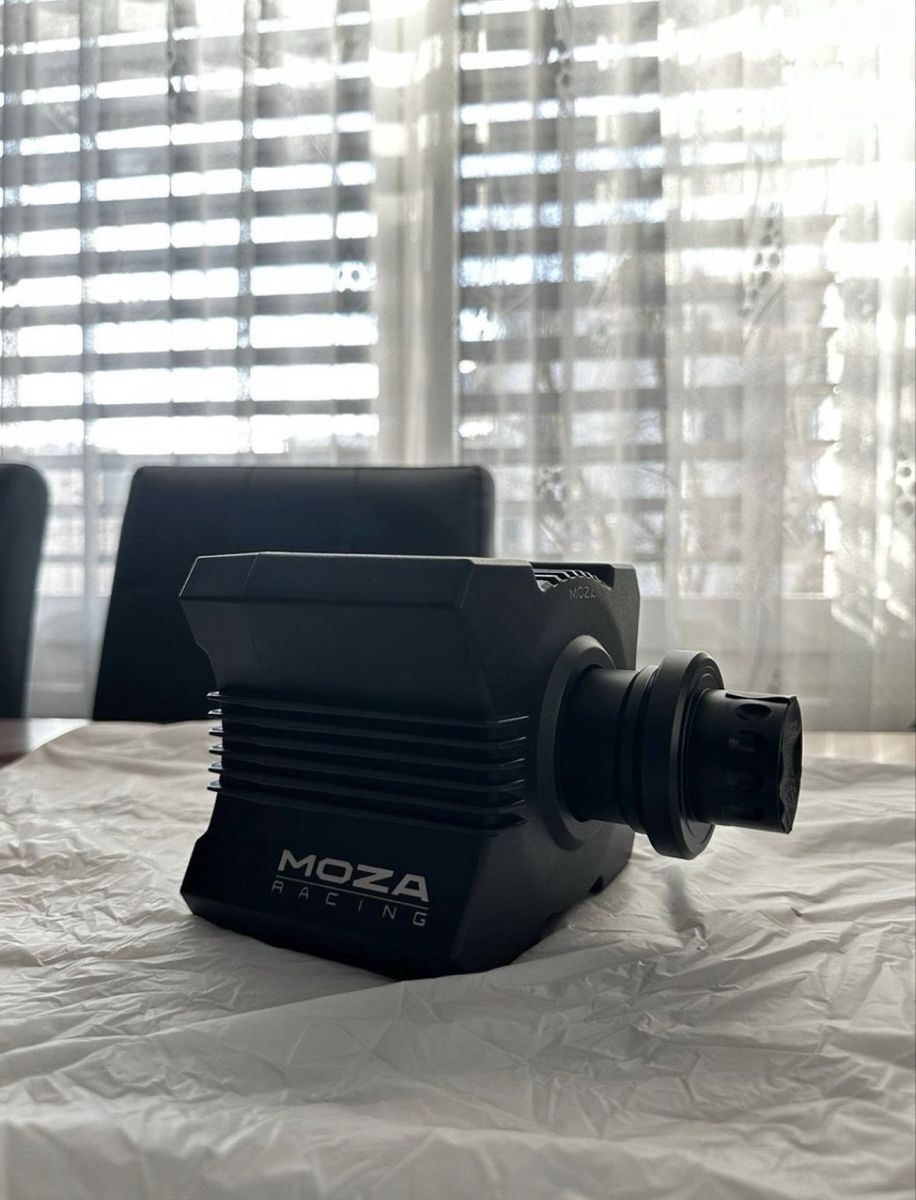 Giochi: Moza Racing R5 DD setup complet – Usato da Reclere venduto da Peace-rageur