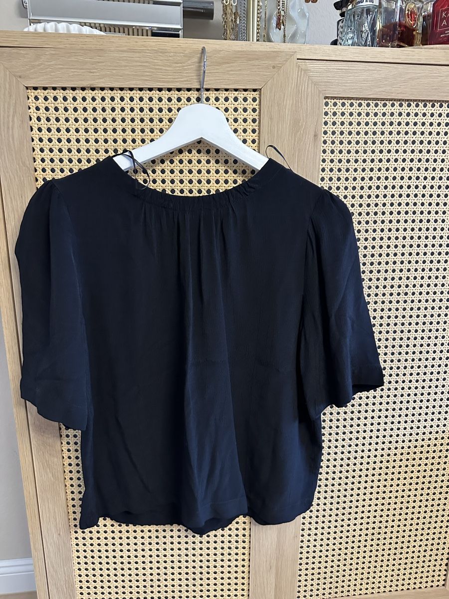 Blusen: Bluse Gr 36  – Gebraucht aus Volketswil von Sina008