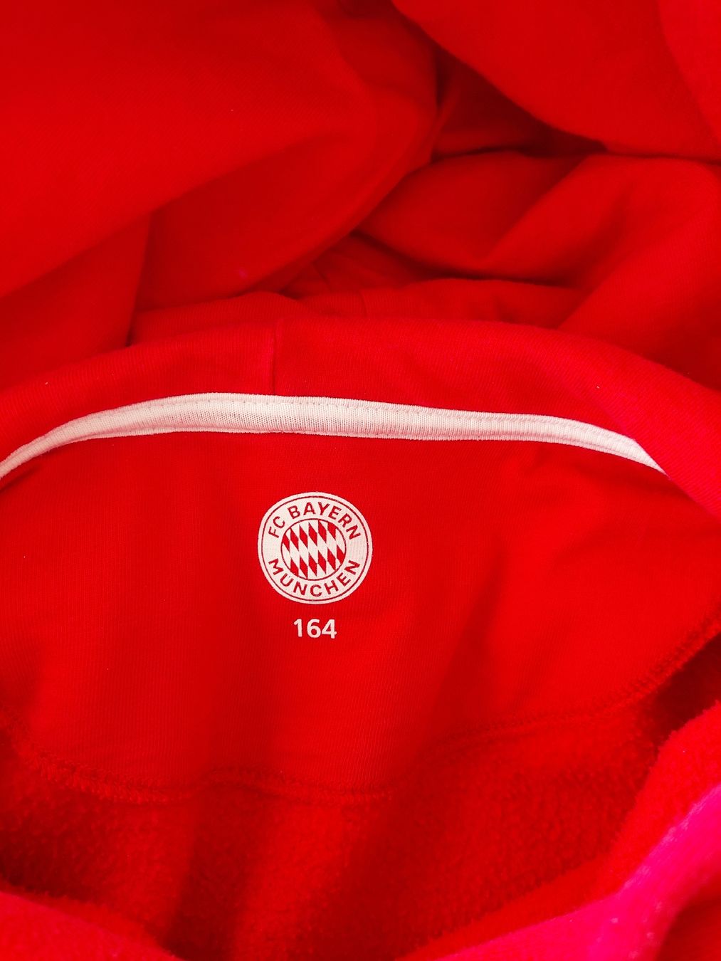 Pullover & Sweatshirts: Bayern Pullover Grösse 164 – Gebraucht aus Gibswil von jibbi01 1