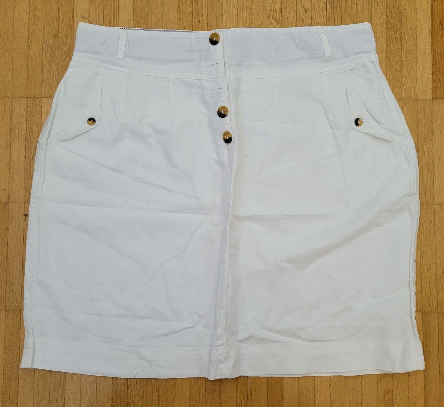 Gonne: 65. Jupe blanche Edeis-  taille inconnues – Usato da Villars-sur-Glâne venduto da m66_dch5