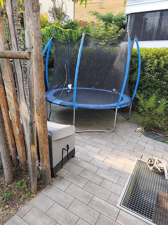 Trampolines: Trampolin 250cm  – D'occasion à Rebstein par Dom-Grab_83
