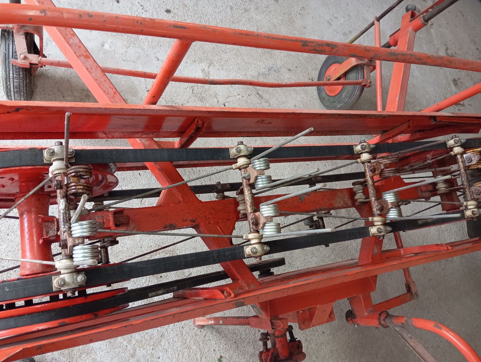 Bucher Alle Maschinen: bandheuer – Gebraucht aus Wattenwil von a84k 4