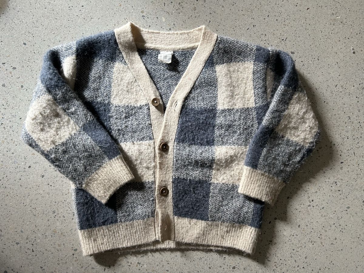 H&M Altro abbigliamento per bambino: Gilet H&M taille 92 – Usato da Lausanne venduto da SaraSkjellaug