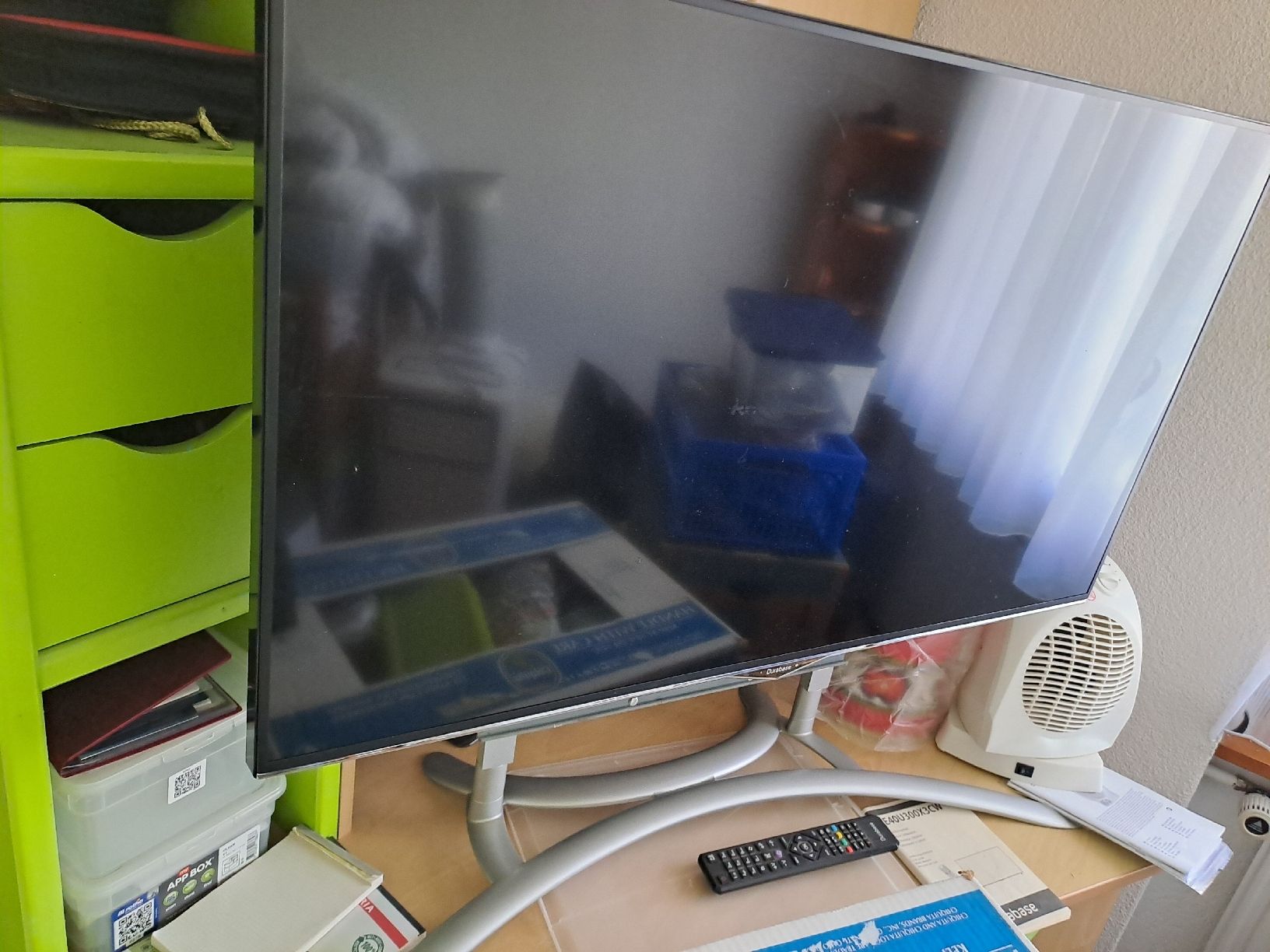 Televisori: Durabase LE40U300X3CW Fernseher – Usato da Schötz venduto da Alesig71 2