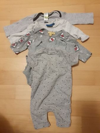 11x Babybodies Gr. 50/56 Kleiderpaket