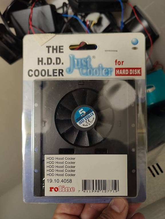 PC: PC Lüfter, Netzteil, HDD Lüfter – Usato da Stäfa venduto da TBStaefa