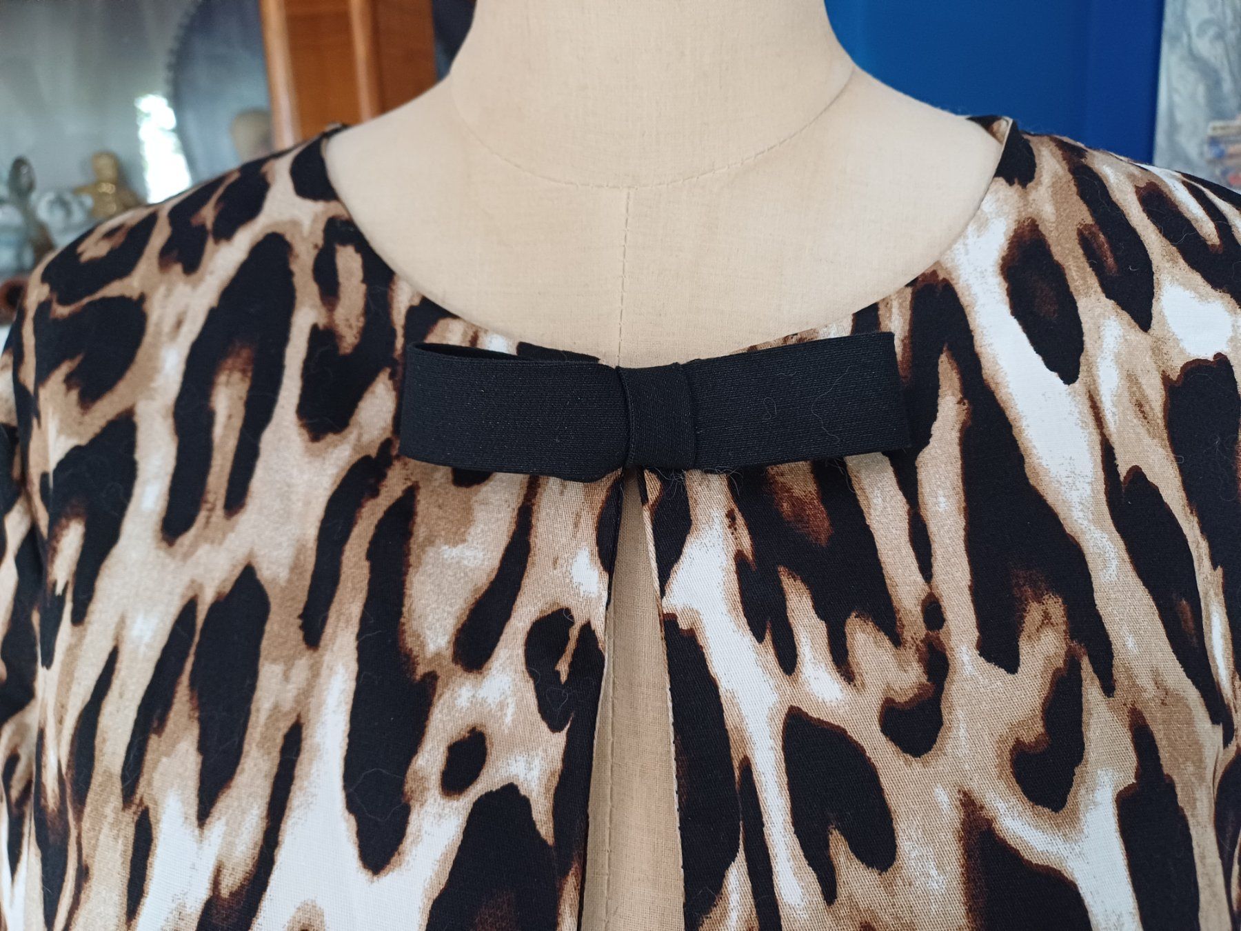 Giacche: Leichte Sommerjacke Leoprint Gr. 36/ 38 – Usato da Romanshorn venduto da Hanibal424 1