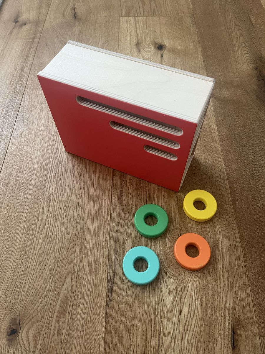 Giocattoli: Lovevery Count And Slide Ring Chute – Usato da Interlaken venduto da fbnscl