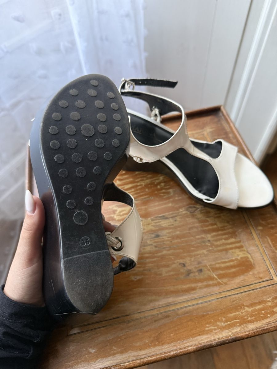 Scarpe da donna: Compensée blanc et noire  – Usato da Genève venduto da val_7zbb 2