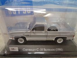 Salvat 1:43 Chevrolet Silverado C-10 1986