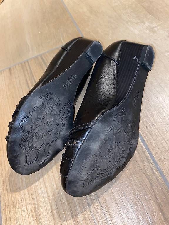 Graceland Damenschuhe: schwarze Ballerinas mit Absatz Gr. 38 – Gebraucht aus Hausen AG von corinne_g 3
