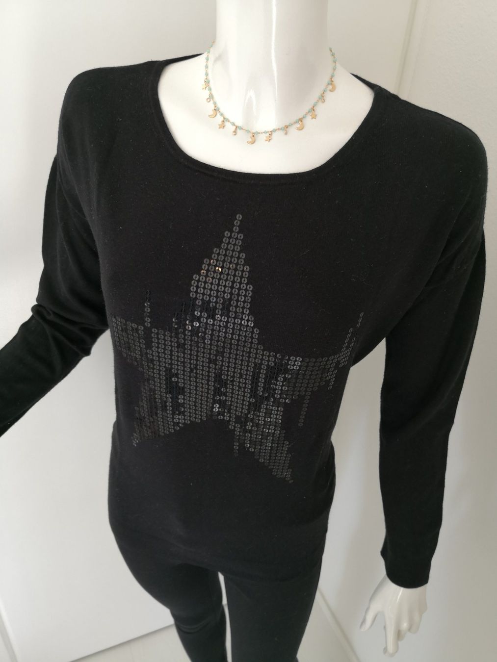 S.Oliver Pulls & Sweat-shirts: 🤩S.OLIVER STRICK-PULLOVER SCHWARZ & STERN-PAILLETTENMUSTER – D'occasion à Olten par Naja-Twins-Twins 8