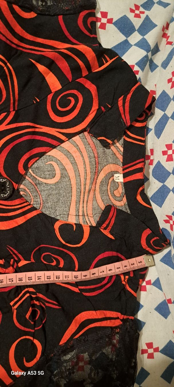 Camicette: Stylish Black & Orange Swirl Blouse – Nuovo (secondo la descrizione) da Bern venduto da mahilini 5
