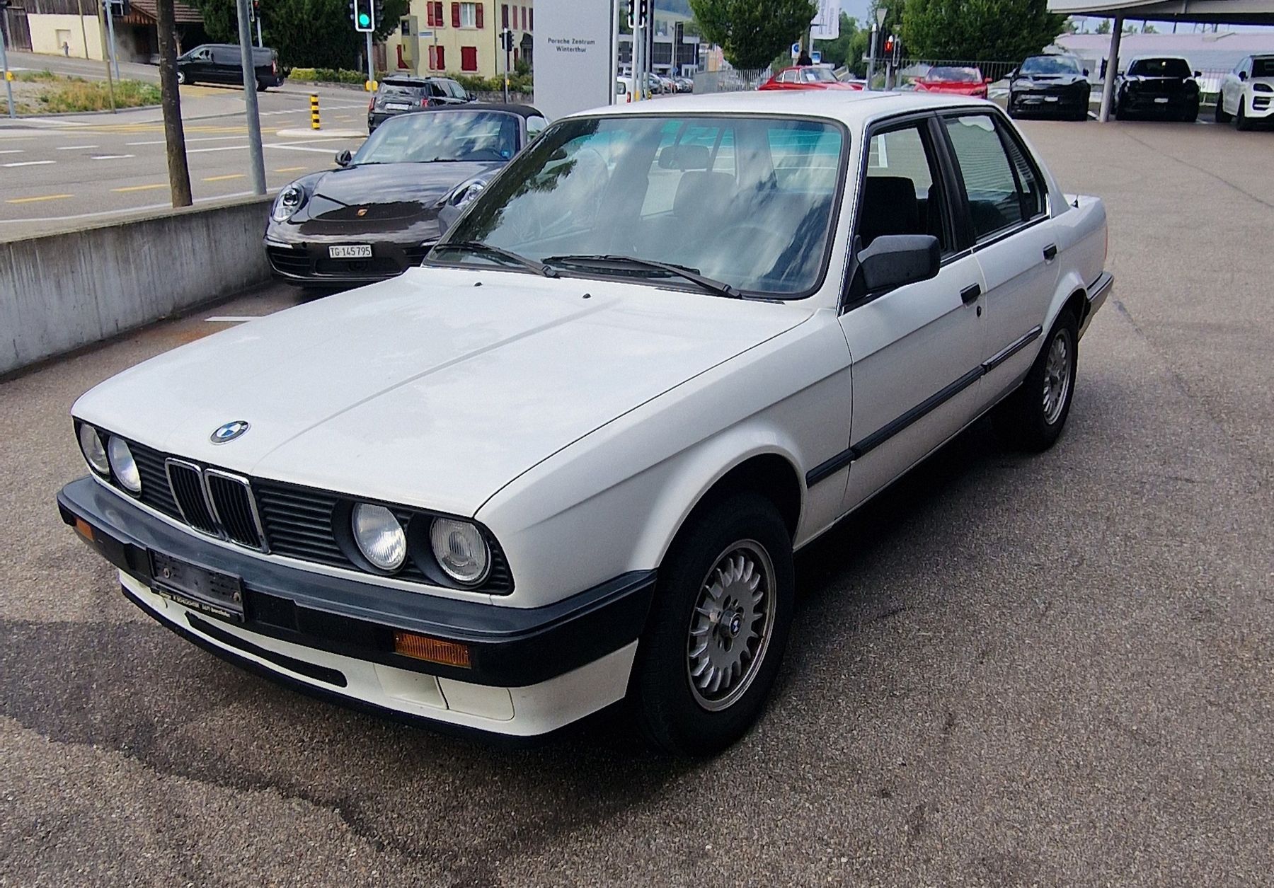 BMW Automobili: BMW E30 318i – Usato da Rafz venduto da raphael98