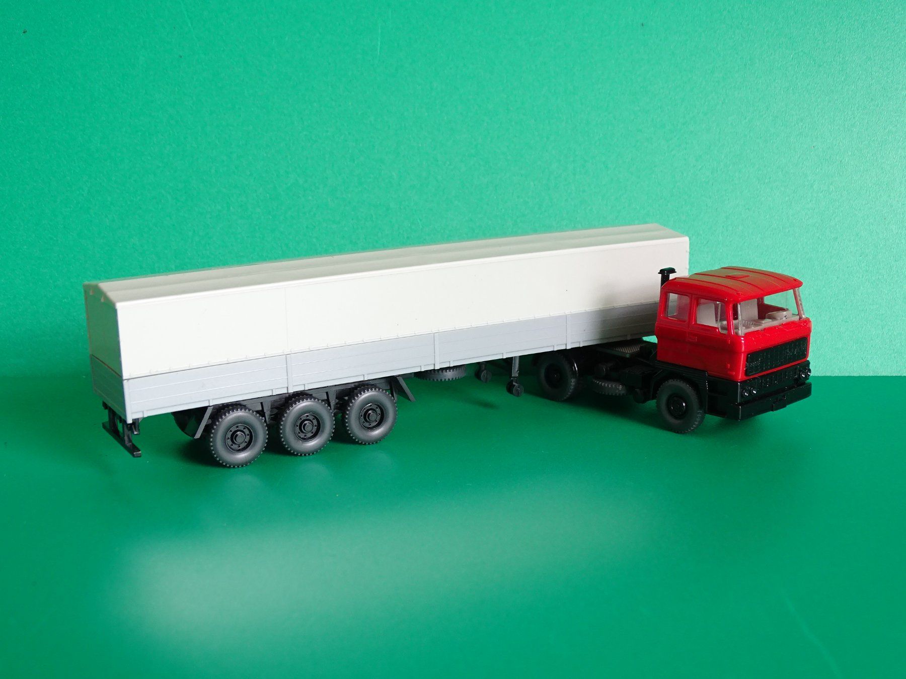 Wiking Modellini d'auto: DAF LKW von Wiking 1/87 – Usato da Bretzwil venduto da Meex 1