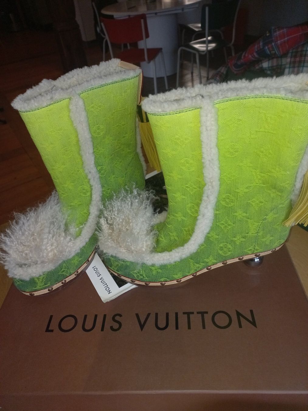 Louis Vuitton Scarpe da donna: Louis Vuitton Designer Damen Schuhe – Nuovo (secondo la descrizione) da St. Gallen venduto da DiesundDas. 1