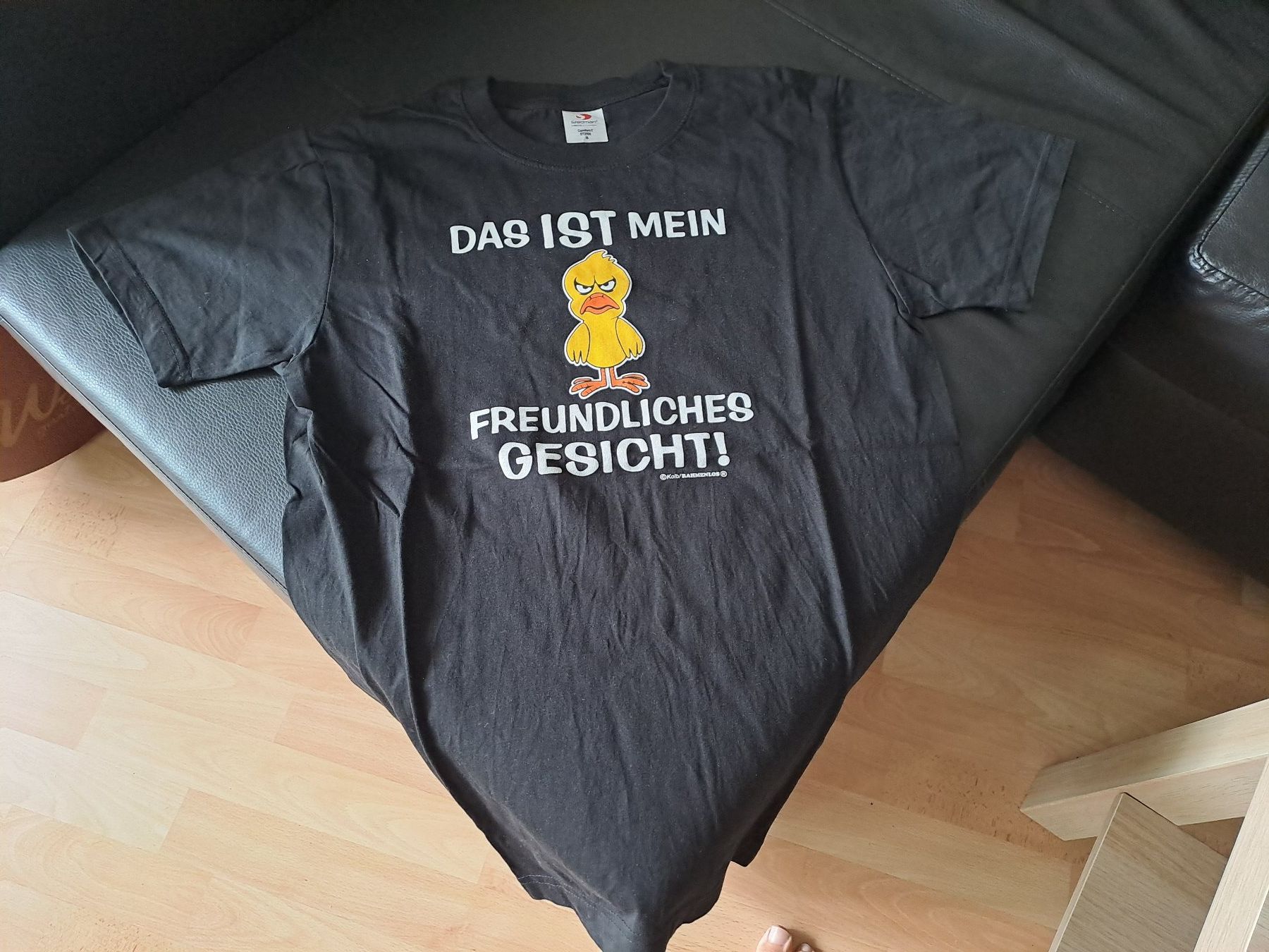 T-Shirts: T-shirt, schwarz, mit Spruch, Grösse S – Neu (gemäss Beschreibung) aus Hombrechtikon von Rada039 1