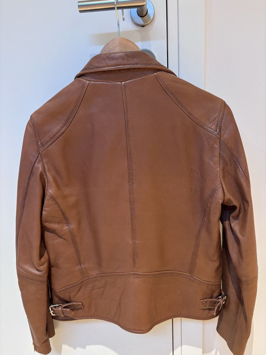 Massimo Dutti Vestes: Brown leather jacket – D'occasion à Bassins par claaretje 1