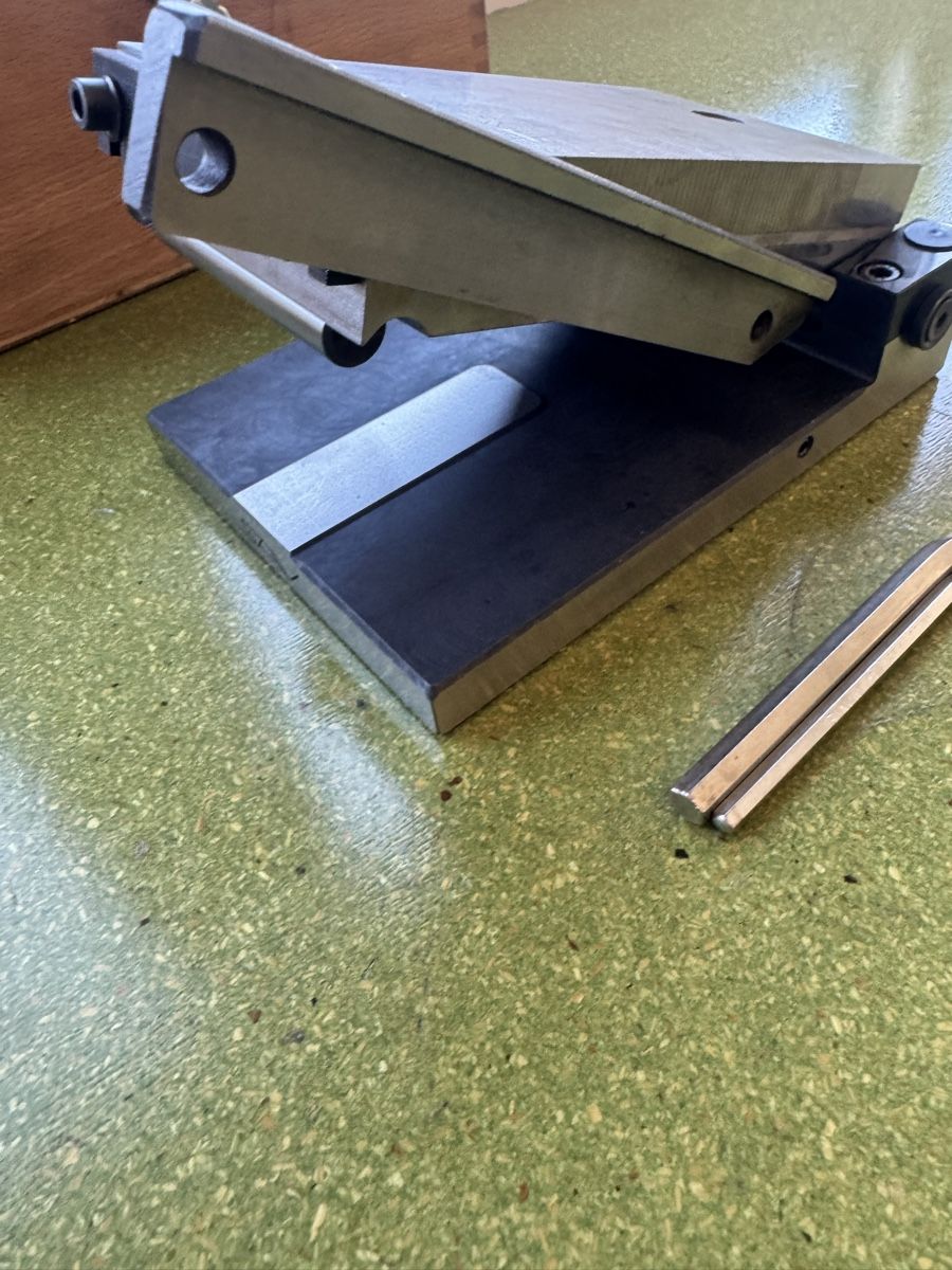 Alle Werkzeuge: Table de sinus de précision avec coffret état impeccable ! – Gebraucht aus Aarberg von SNMachines 4