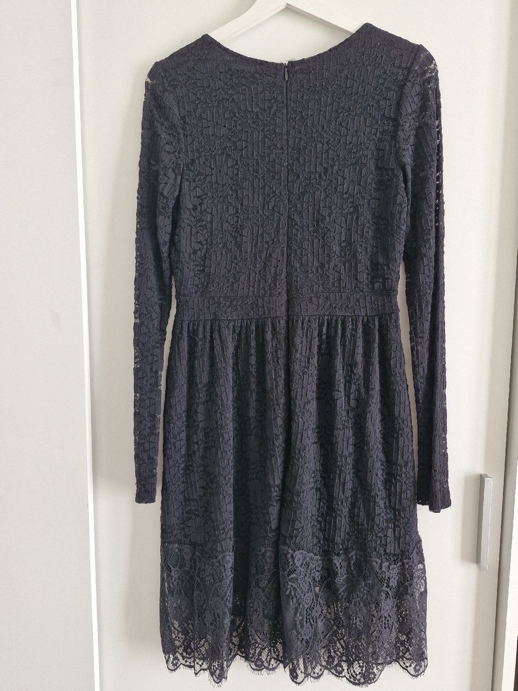 Vestiti: Schwarzes Spitzenkleid – Usato da Breitenbach venduto da sabrinaa95 4