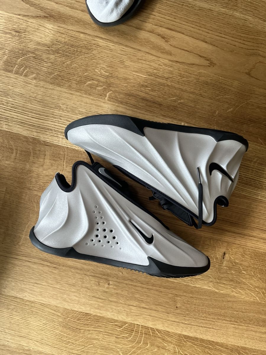 Nike Herrenschuhe: Nike GT Future Metallic Silver EU 42.5 – Gebraucht aus Liebefeld von donetasy 1
