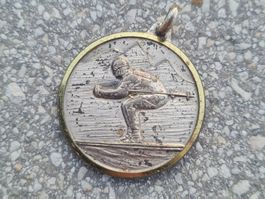Auszeichnung / Antik / Medaille / Skifahren / Schweiz ???