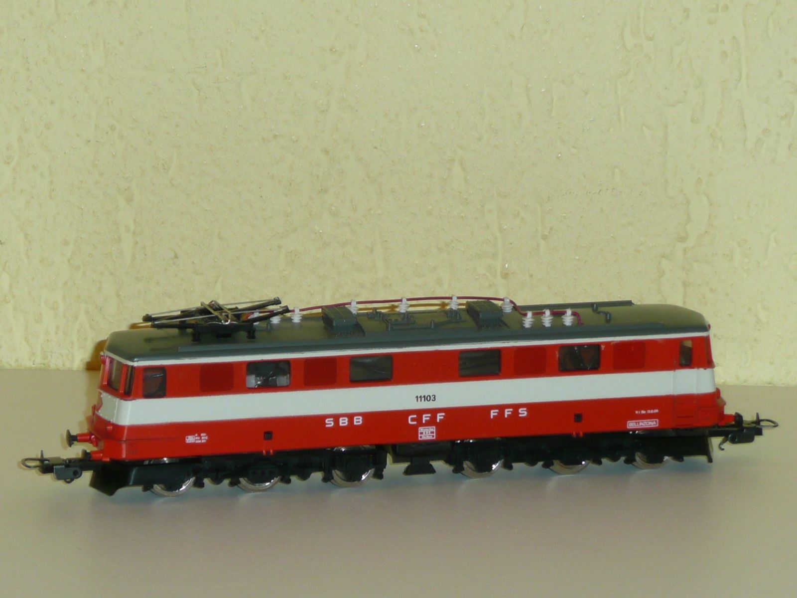 Lima Modellini di ferrovie: Lima HO " SBB E-Lok 11103 " – Usato da Kriens venduto da Taurus12 3