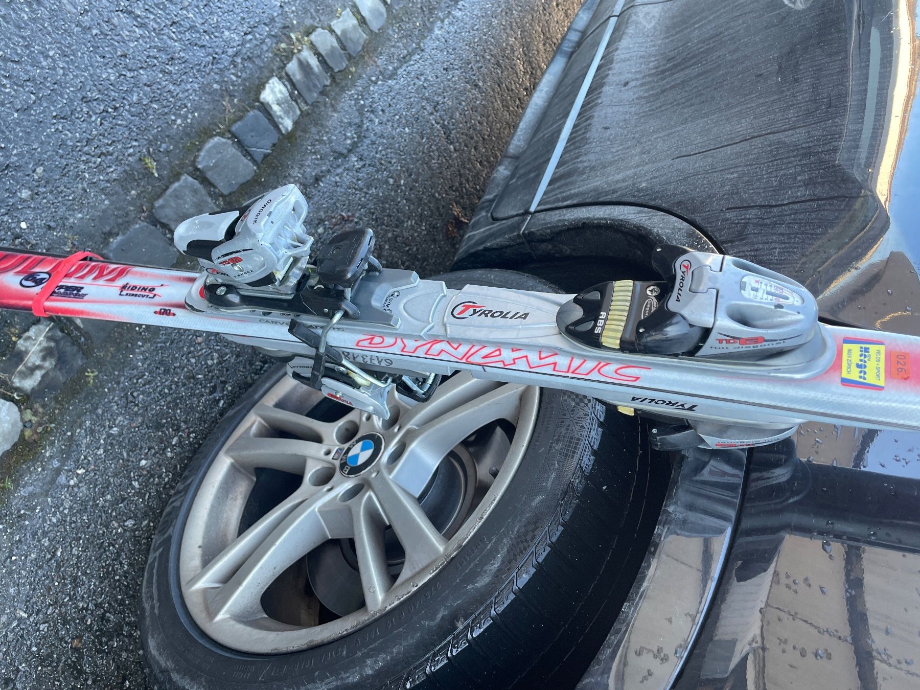 Atomic Skis: F 834 ) Dynamic Carving 170 cm mit Tyrolia Bindung – Gebraucht aus Diepoldsau von Ganthammer 2