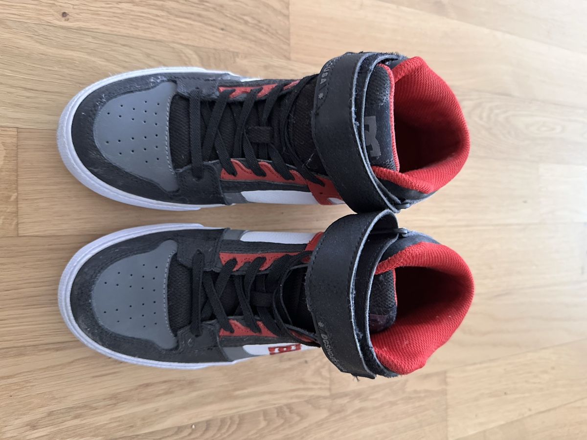 DC shoes Scarpe per ragazzi: Baskets montantes – Usato da Gland venduto da tel_2fwd