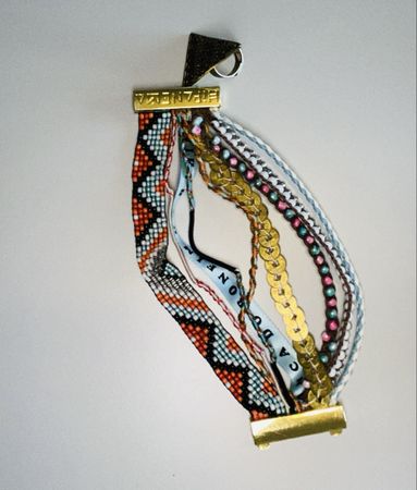 Bracelet style Hipanema