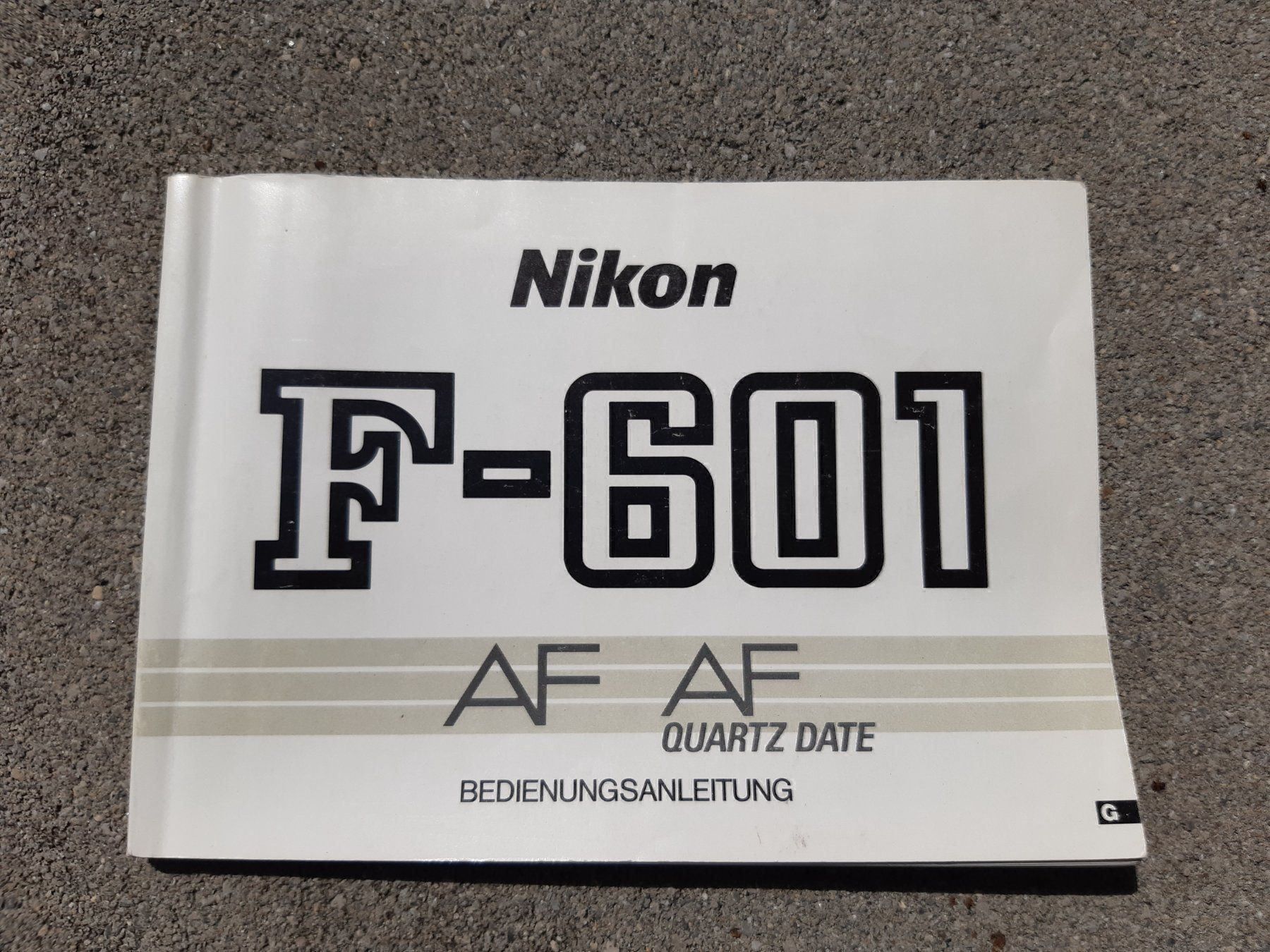 Nikon Kamera: Nikon F-601 analog Blitz SB-24, Objektiv – Gebraucht aus Steffisburg von Bosihalte-Salbei 9
