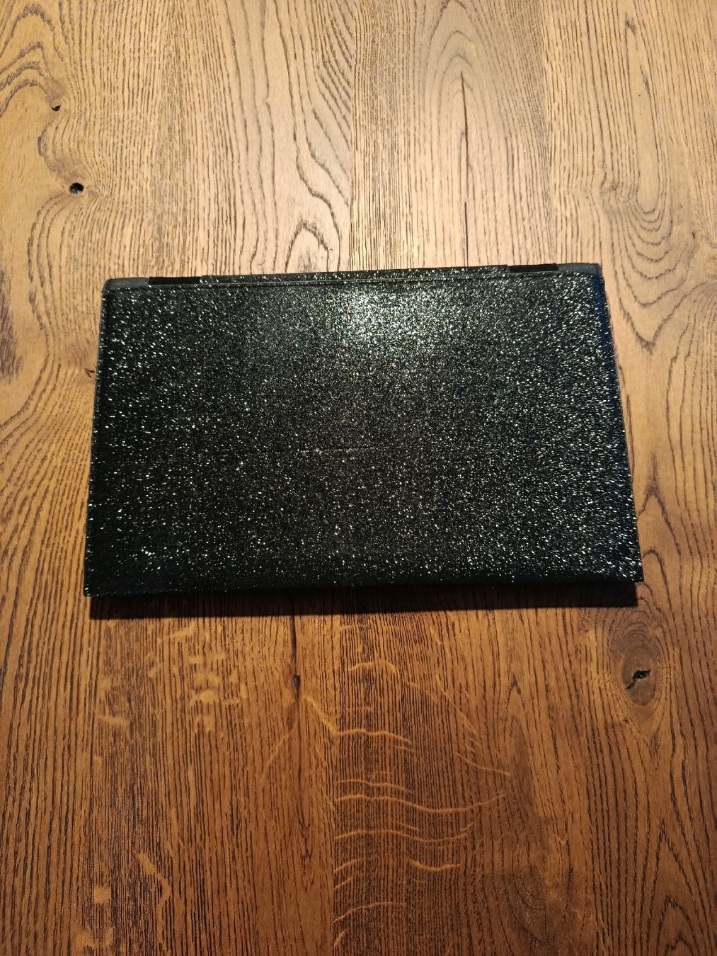 Taschen für Damen: Schwarze Clutch zu verkaufen – Neu (gemäss Beschreibung) aus Niederwil SG von rae_mona93 1