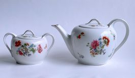 P.T. BAVARIA TIRSCHENREUTH*ZUCKERDOSE & TEEKANNE*SET*ANTIK*