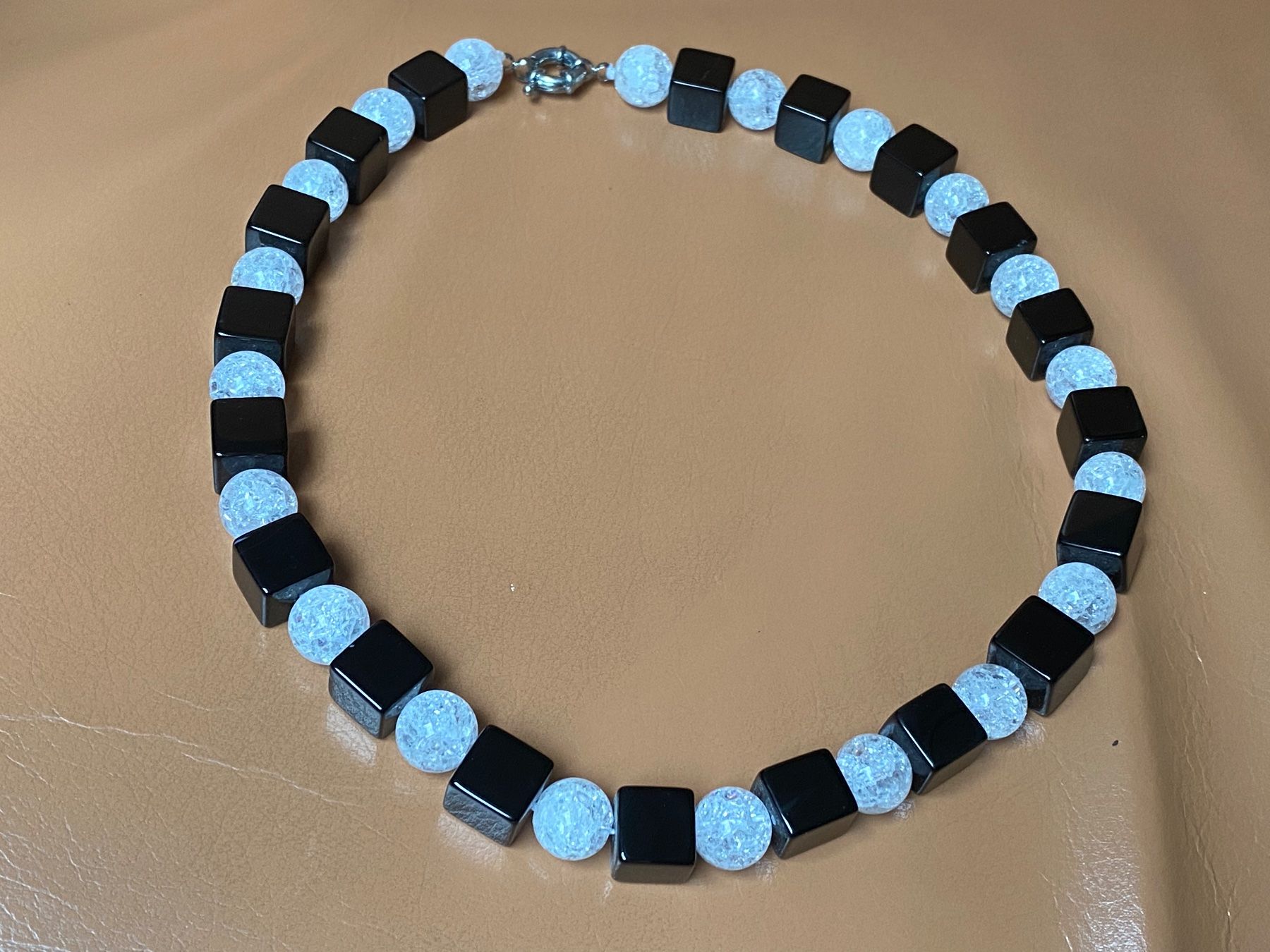 Onyx Catenine: Bergkristall, Onyx Halskette NEU – Nuovo e nell'imballaggio originale da Basel venduto da Chili007 3