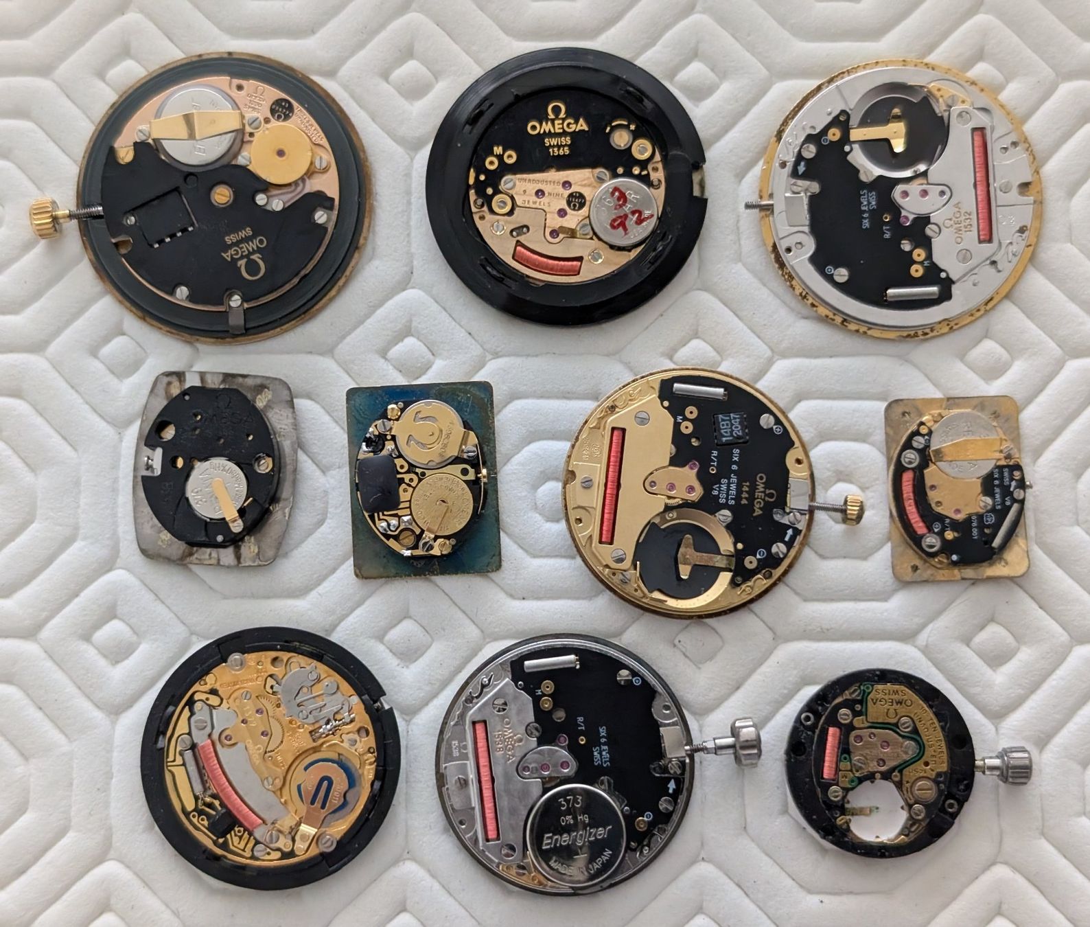 Omega Orologi: 10 Omega Quartz Uhrwerke – Difettoso da Oberbüren venduto da Space20 1