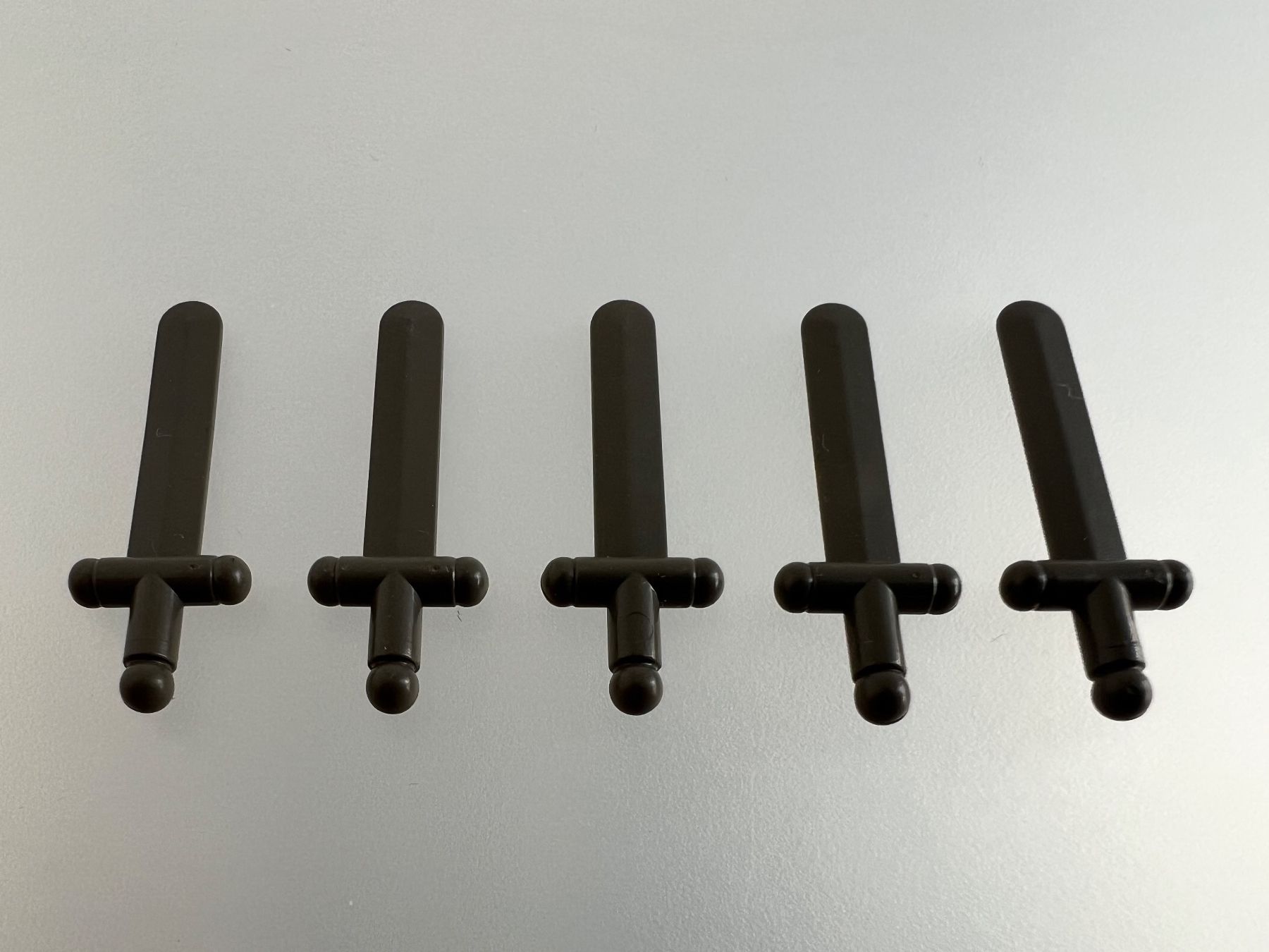 Lego Giocattoli: LEGO Schwert altgrau 5x – Usato da Uttigen venduto da sonorsonic