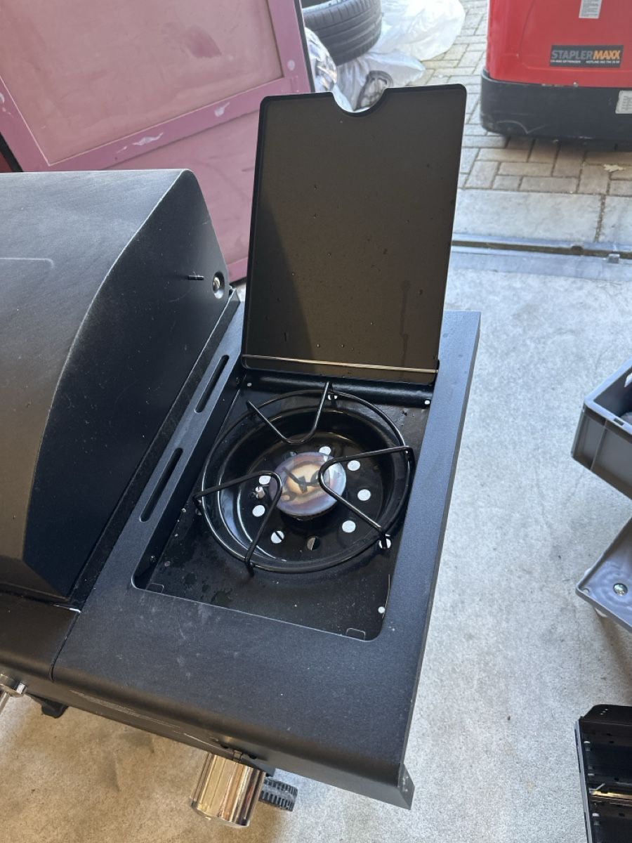 Griglie: Gasgrill 2 mal gebraucht  – Usato da Wegenstetten venduto da wel_8mv6 2