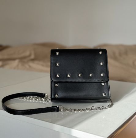 Coole kleine Umhängetasche mit Kette und Nieten 🖤Wie NEU 🖤