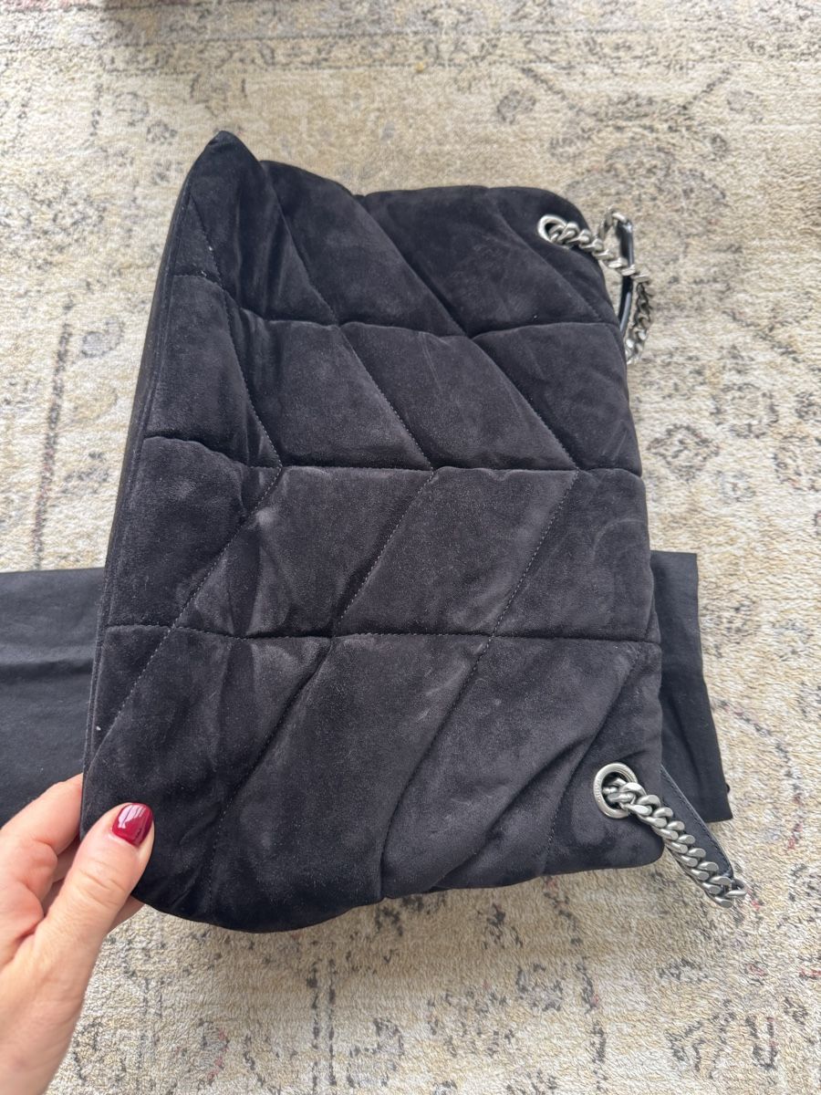 Saint Laurent Borse da donna: YSL PUFFER MEDIUM black suede, dark metal – Usato da Kilchberg ZH venduto da roz_qcj7 4