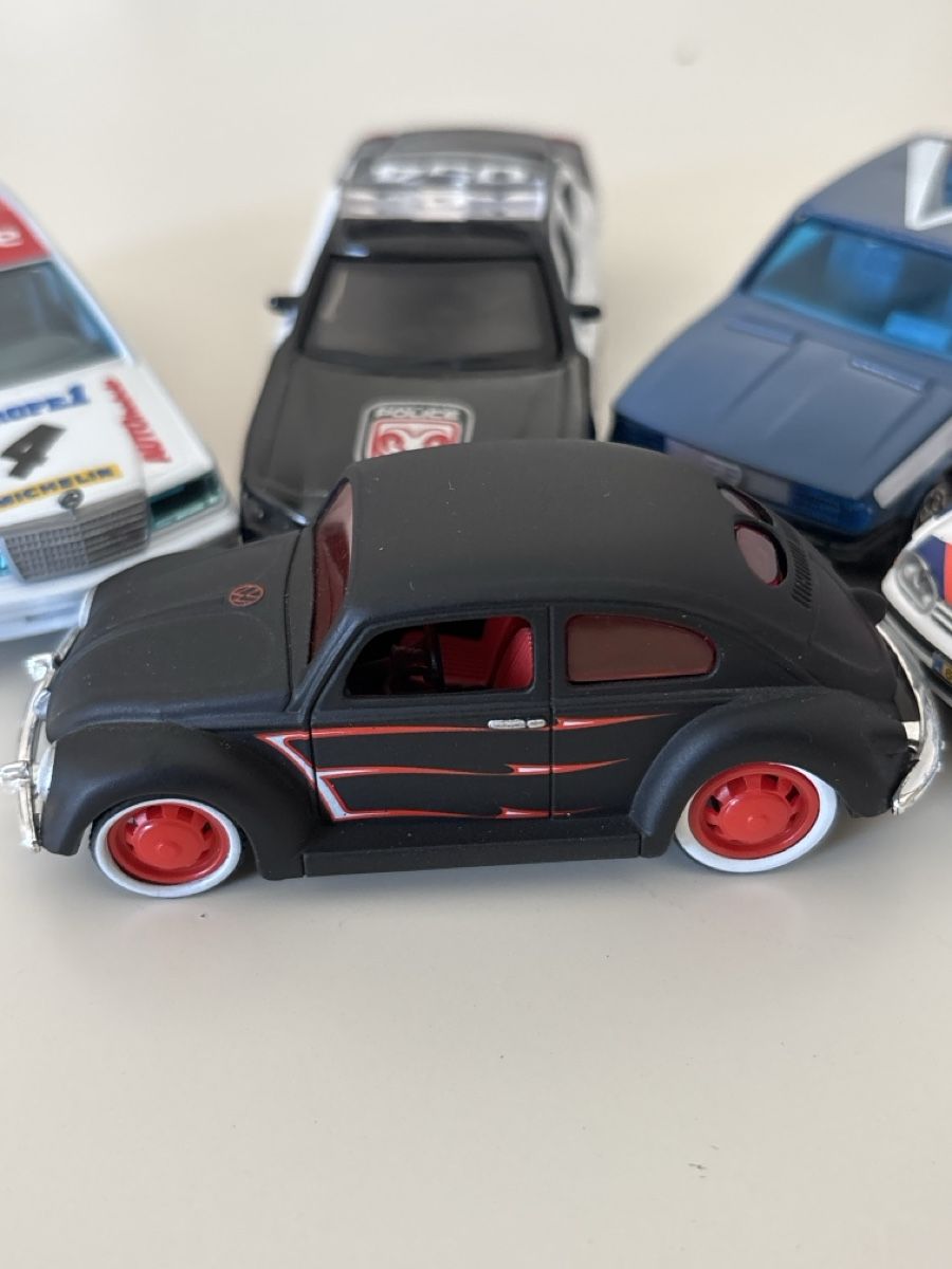 Voitures modèles: 5 voitures 1/43  – D'occasion à Lausanne par pabernard 4
